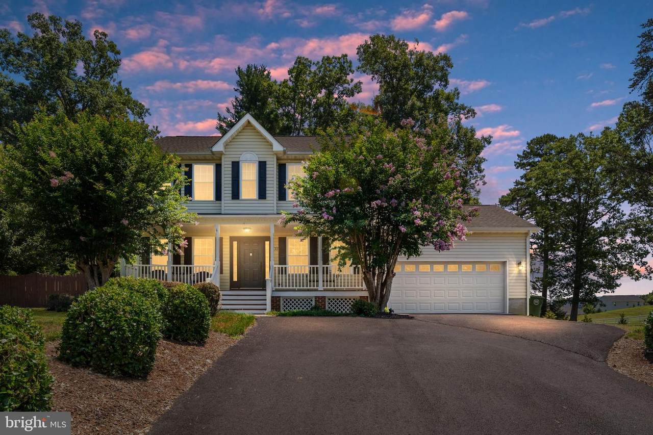 18 Oak Terrace Drive - Photo 1