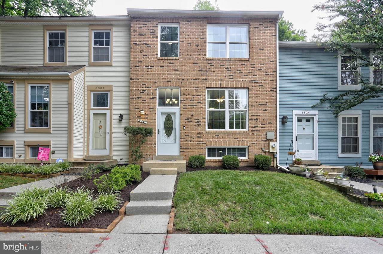 8803 Stonebrook Lane - Photo 1