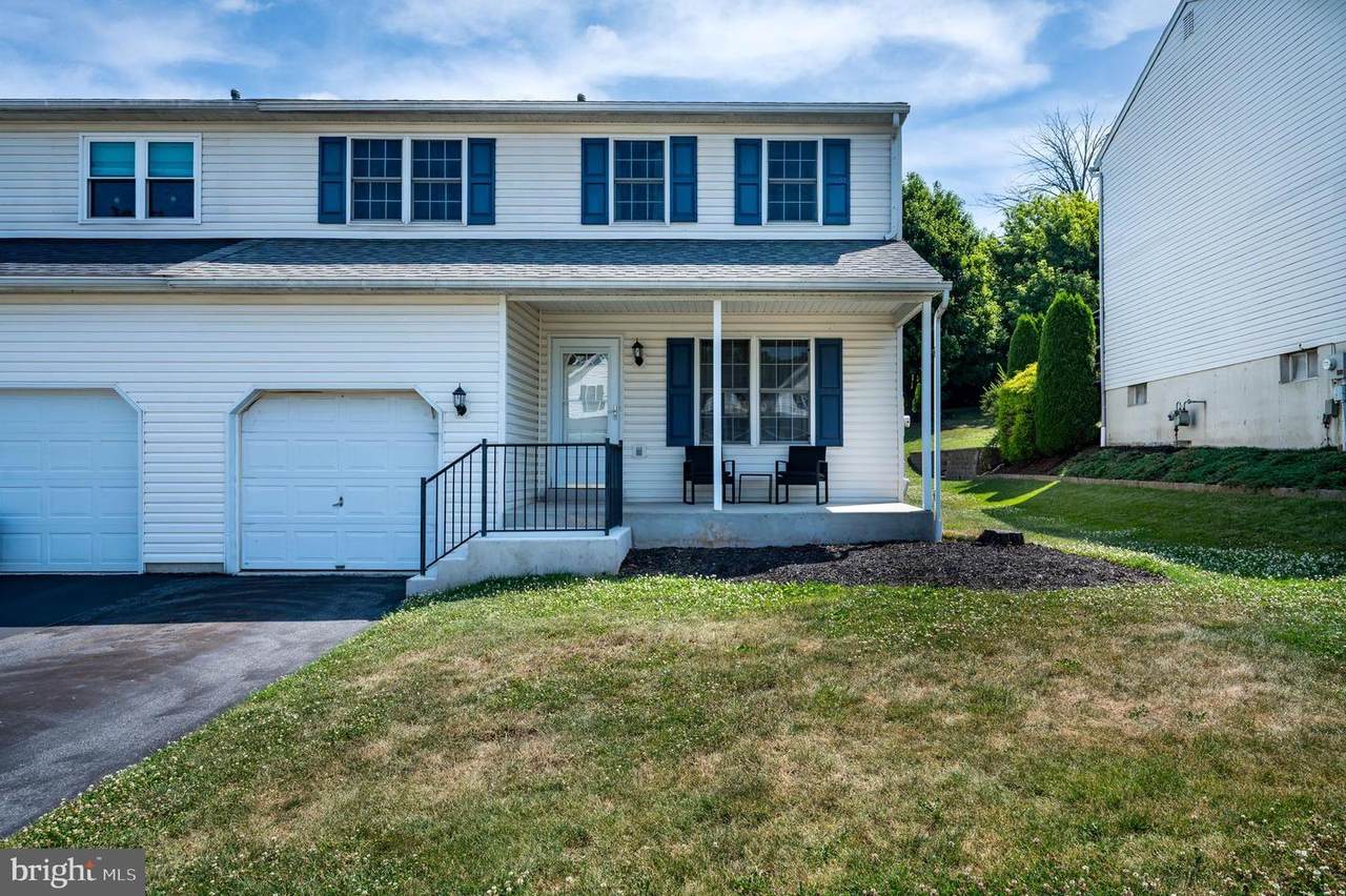 391 Sioux Court - Photo 1