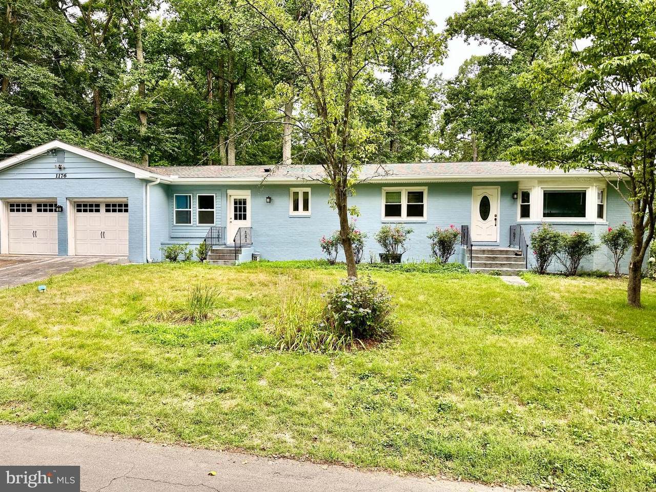 1176 Idylewild Drive - Photo 1