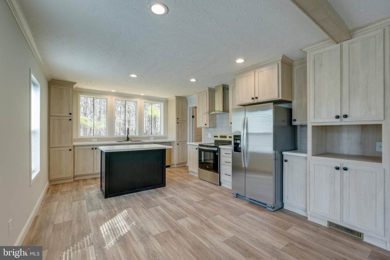 332 Morris Lane - Photo 1