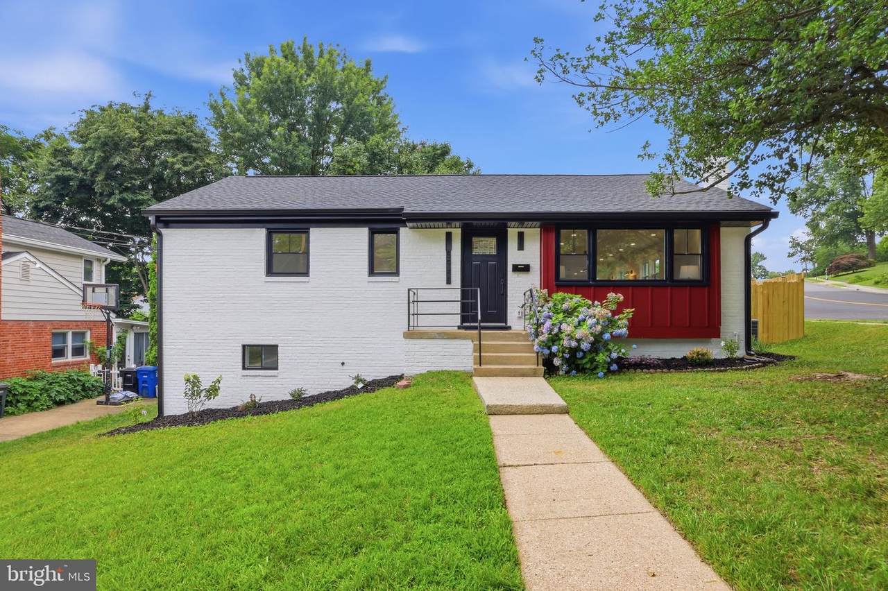 5940 4TH Street - Photo 1