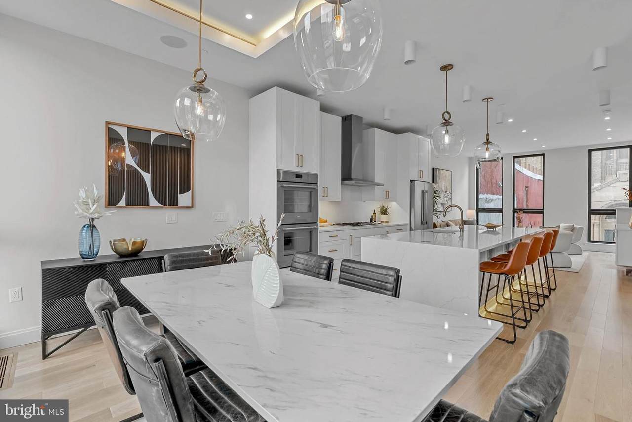 1100 Webster Street - Photo 1
