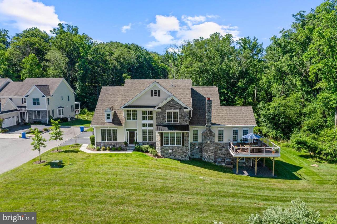 3822 Cottage Lane - Photo 1