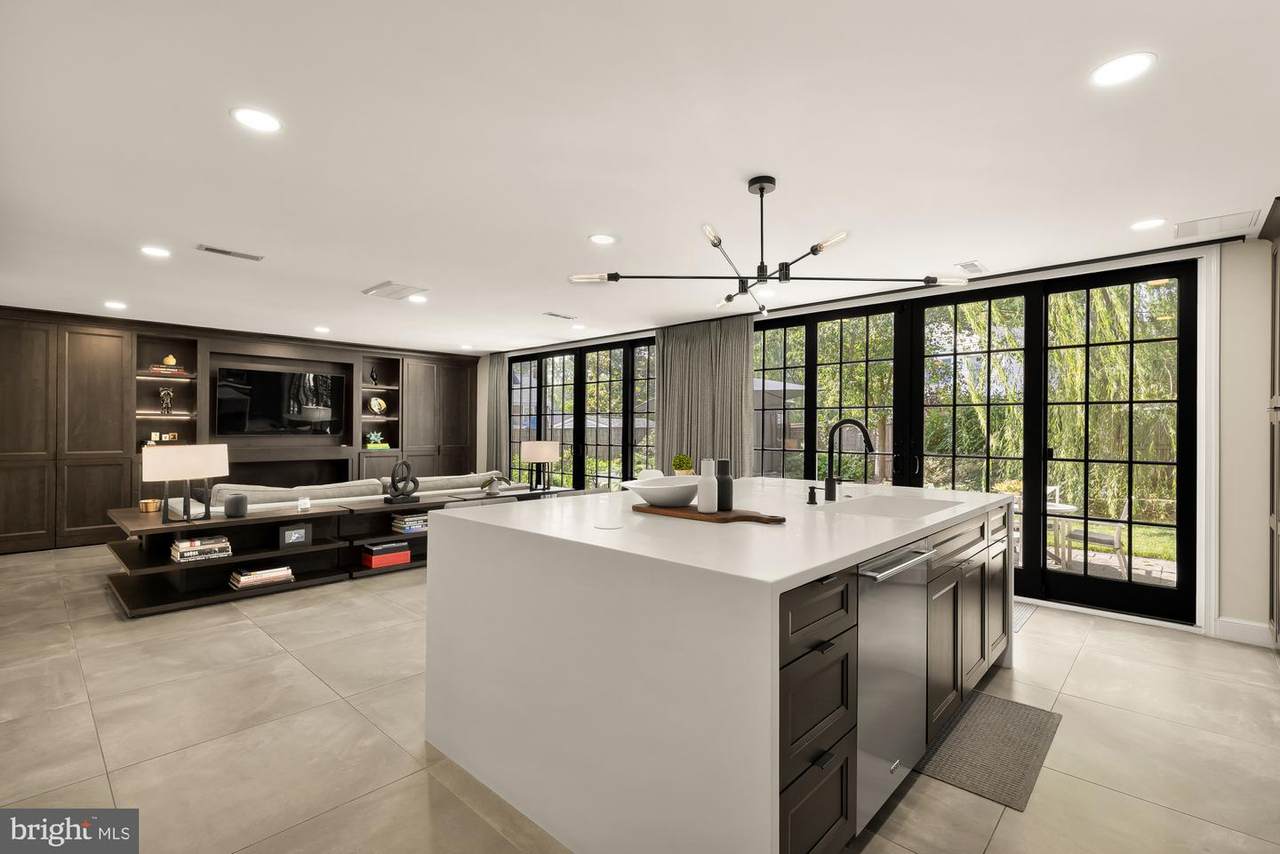 517 Janneys Lane - Photo 1