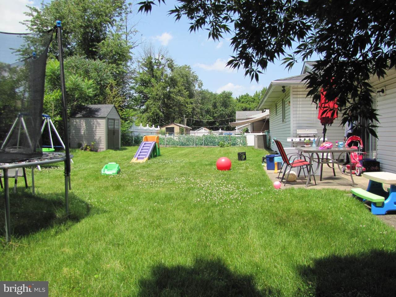 https://bt-photos.global.ssl.fastly.net/brightmls/1280_boomver_1_805118455808-2.jpg