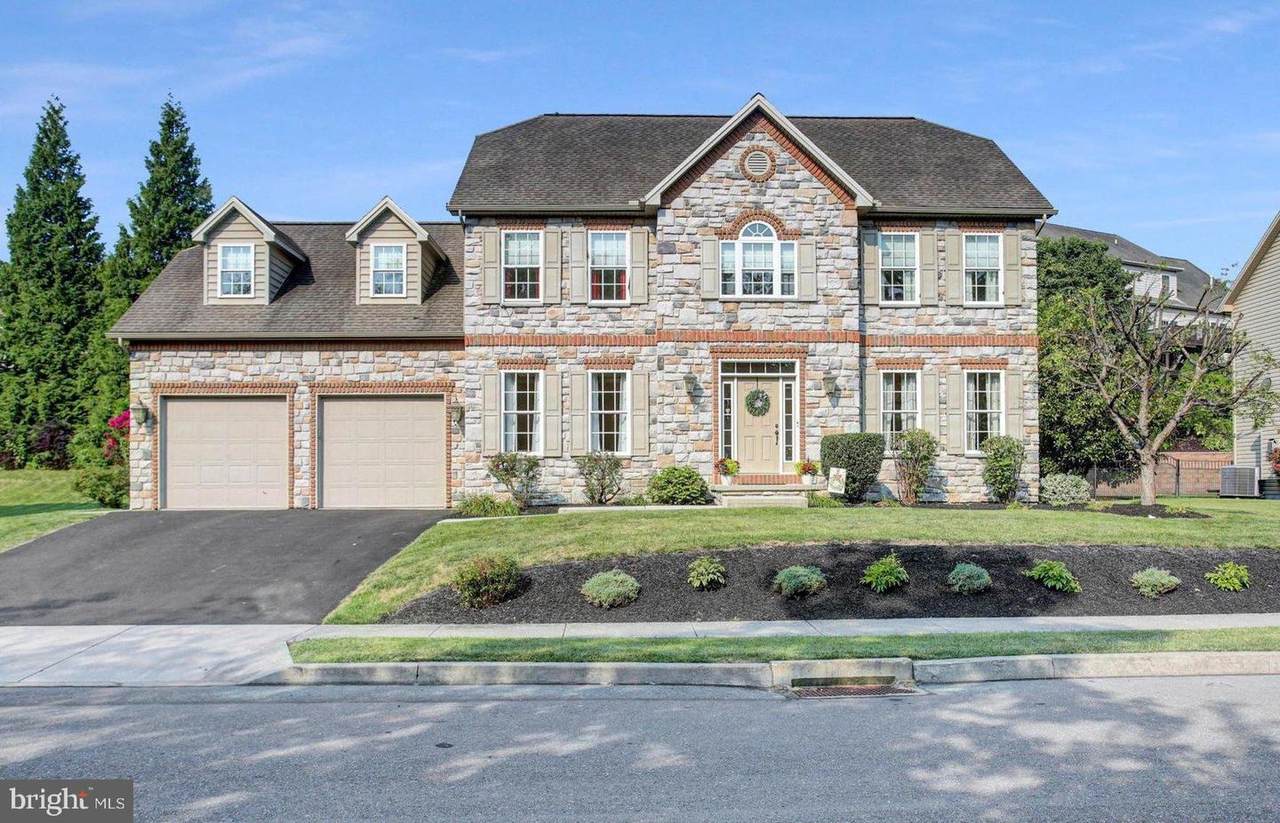 492 Francis Drive - Photo 1