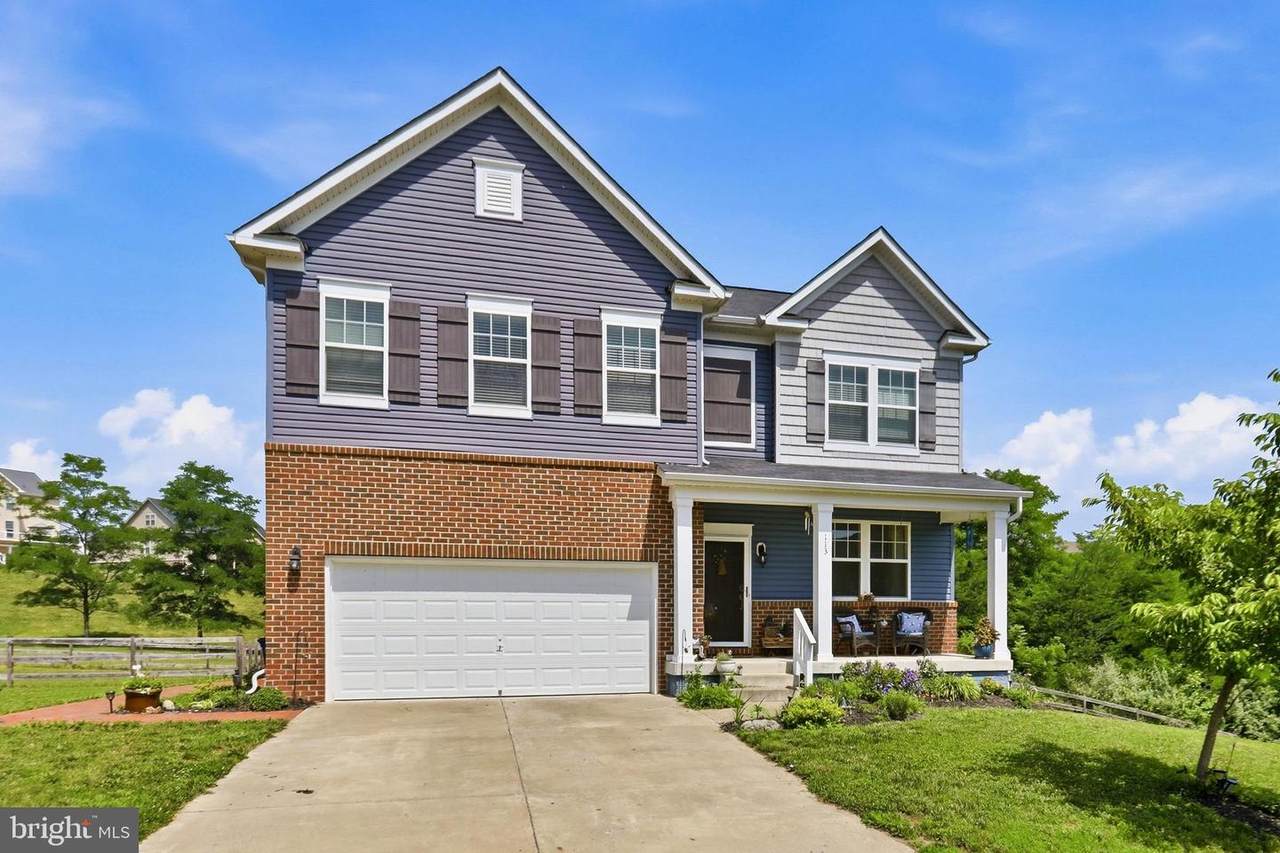 113 Divot Court - Photo 1