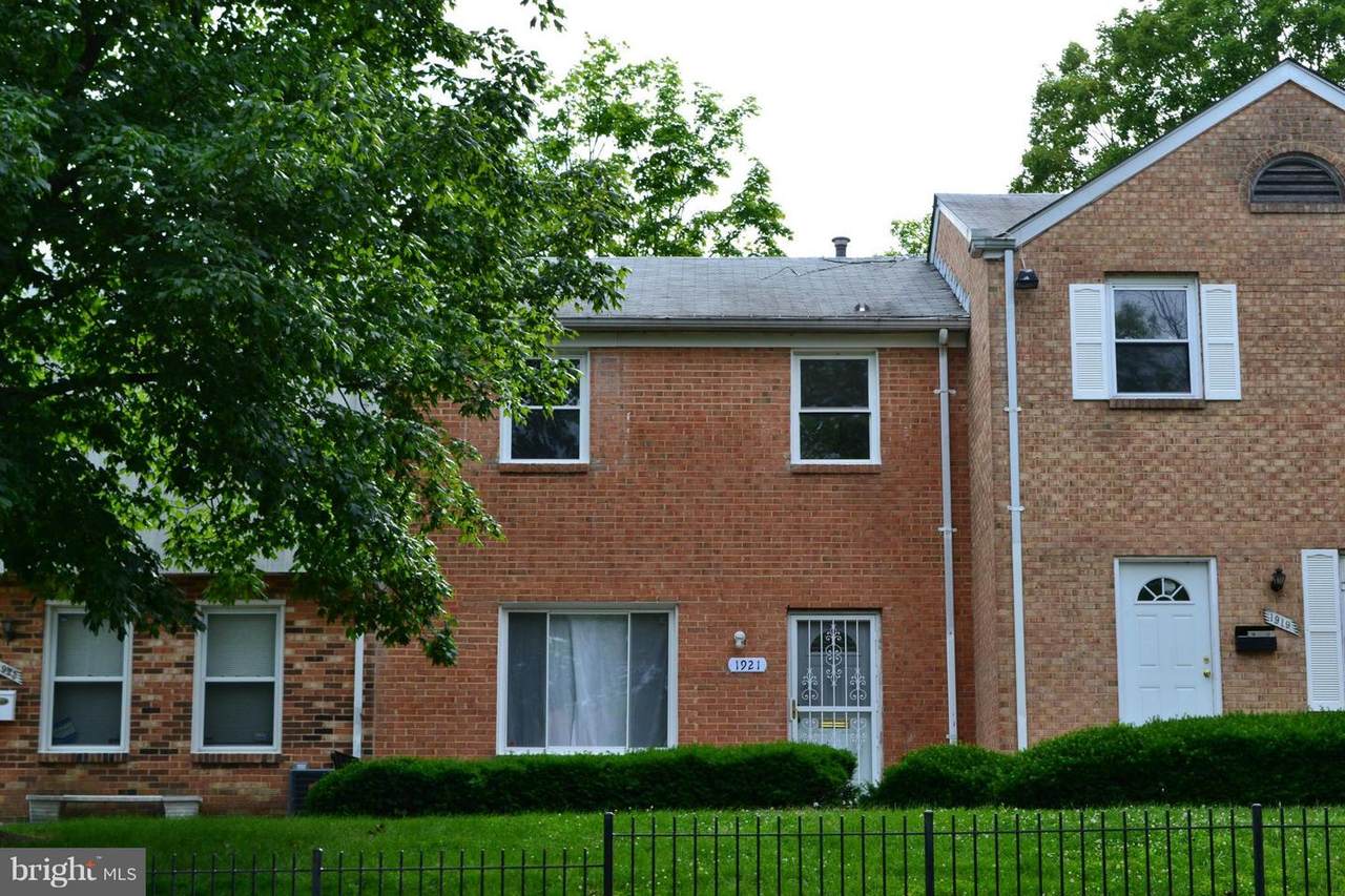 1921 Addison Road - Photo 1