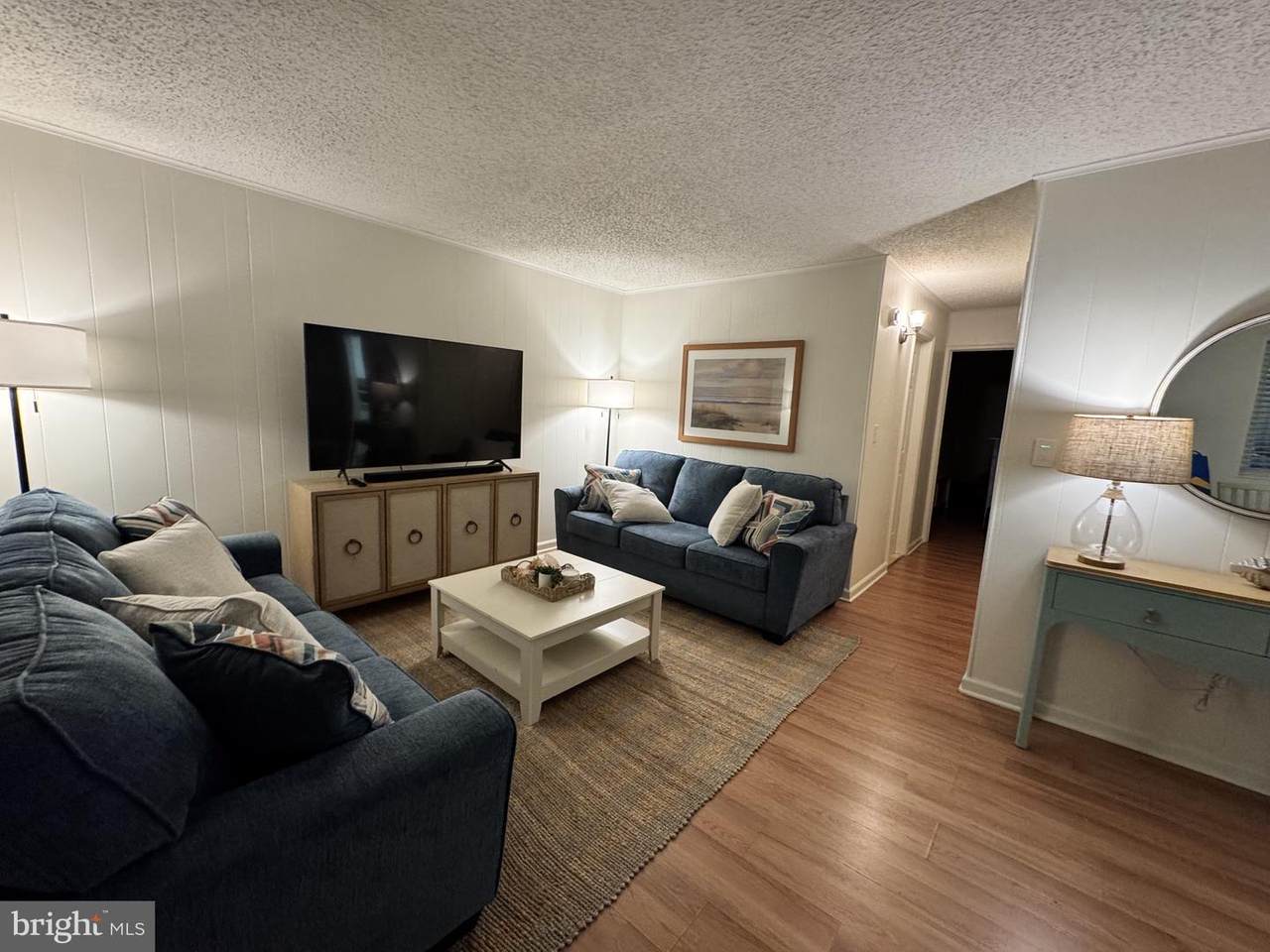 413 Robin Drive - Photo 1