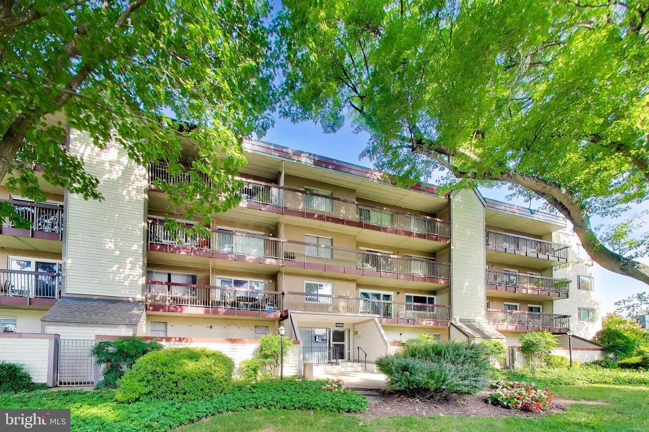 10300 Westlake Drive - Photo 1