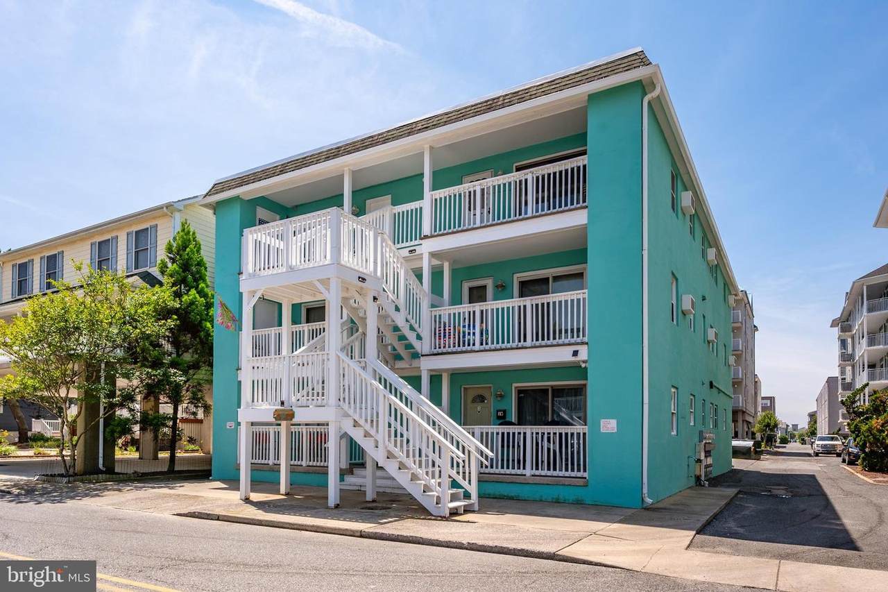 15 42ND Street - Photo 1