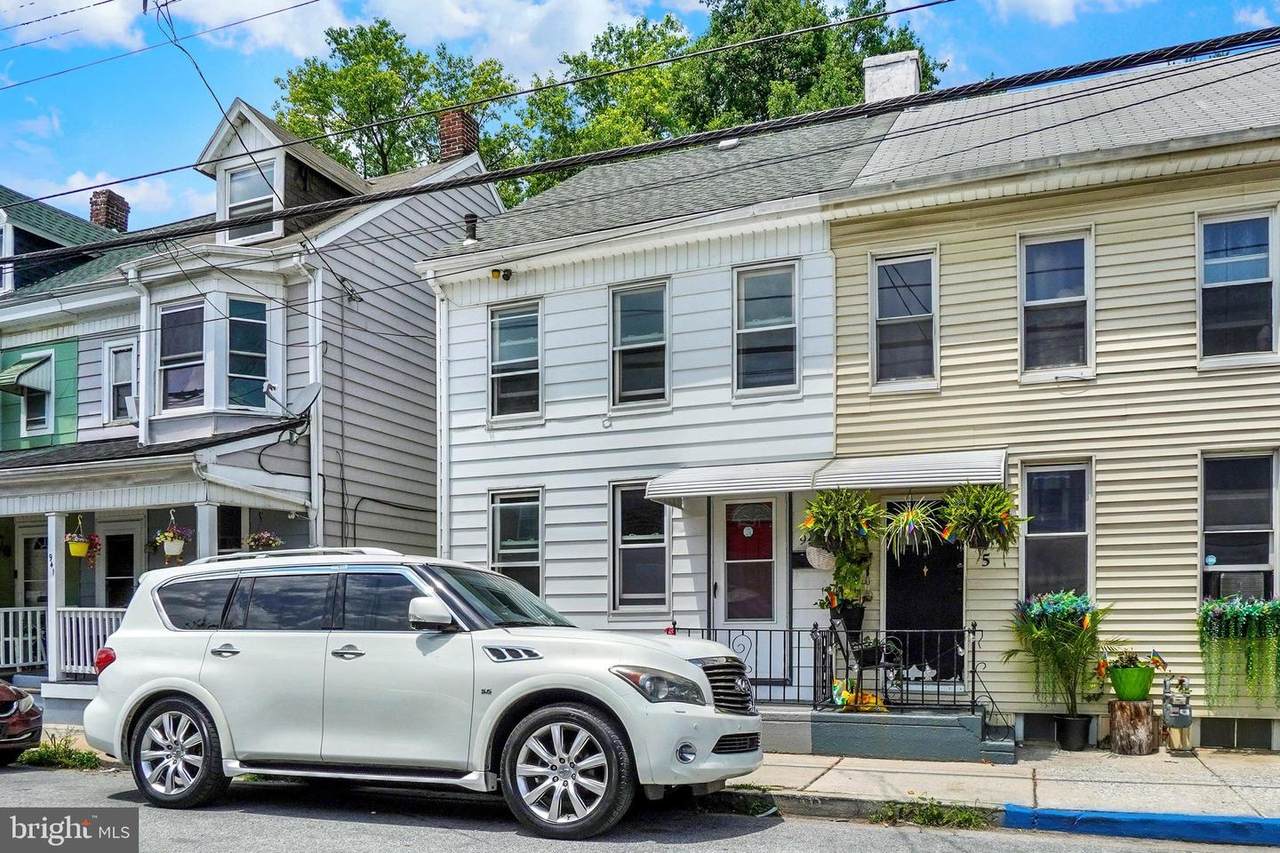 943 King Street - Photo 1