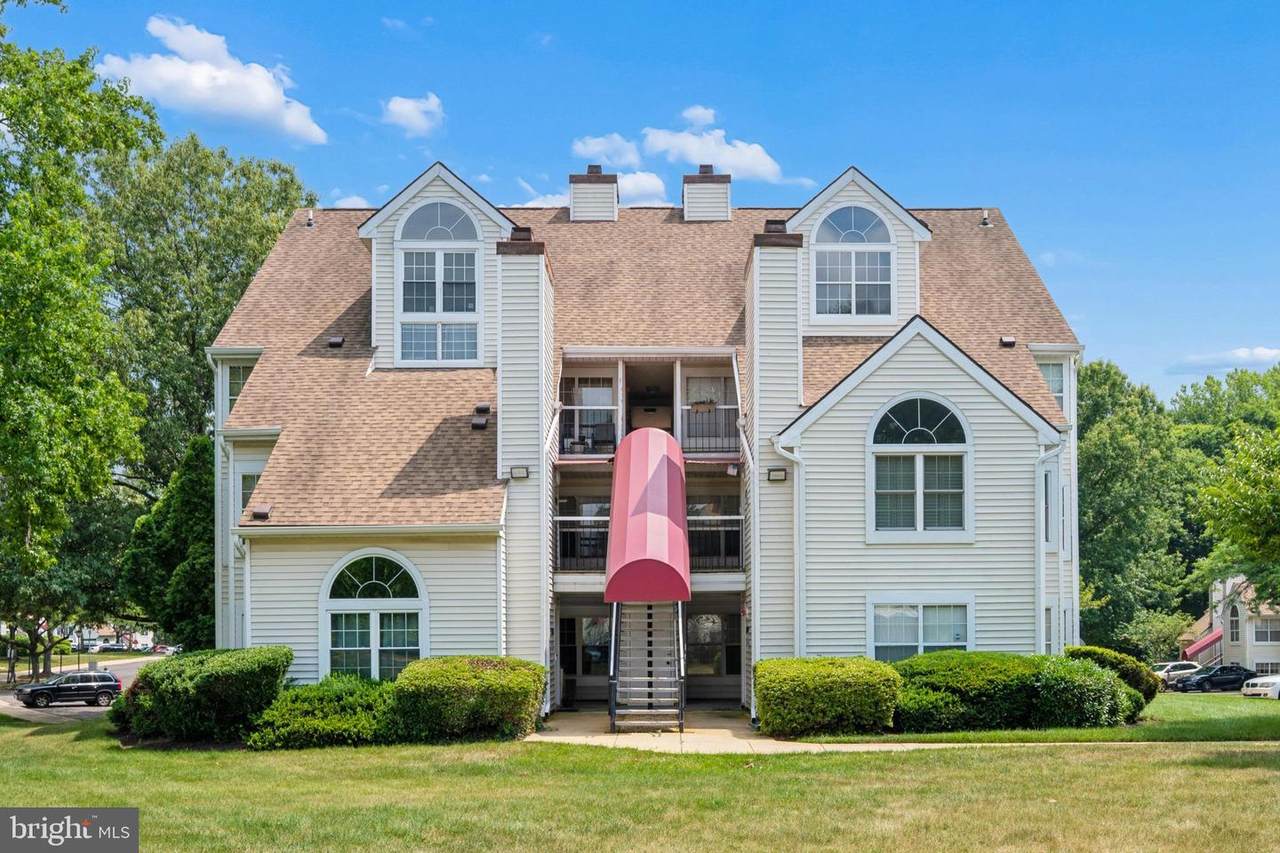 10416 Westridge Drive - Photo 1