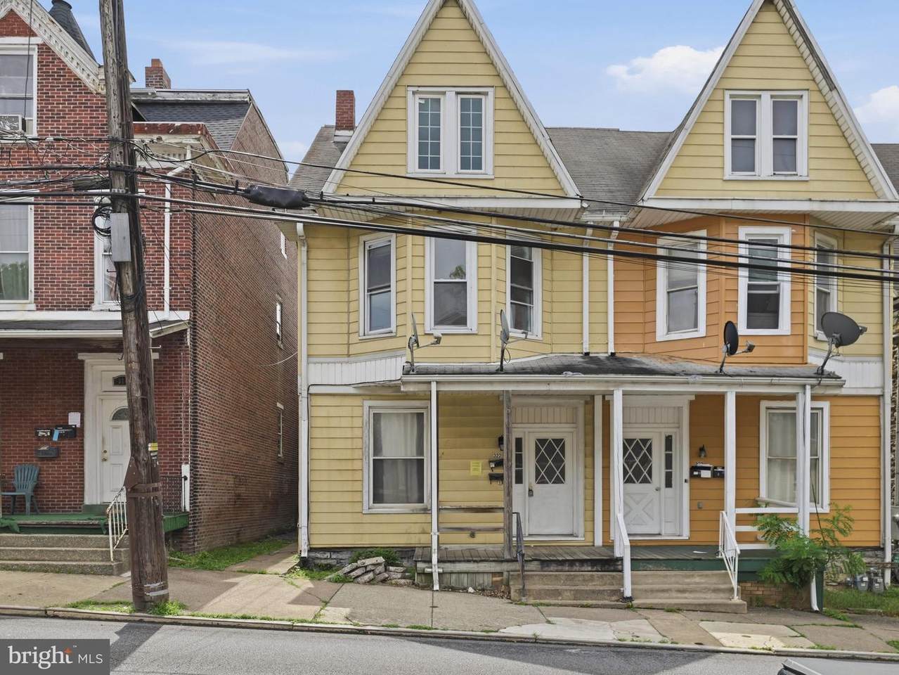 322 Pine Street - Photo 1