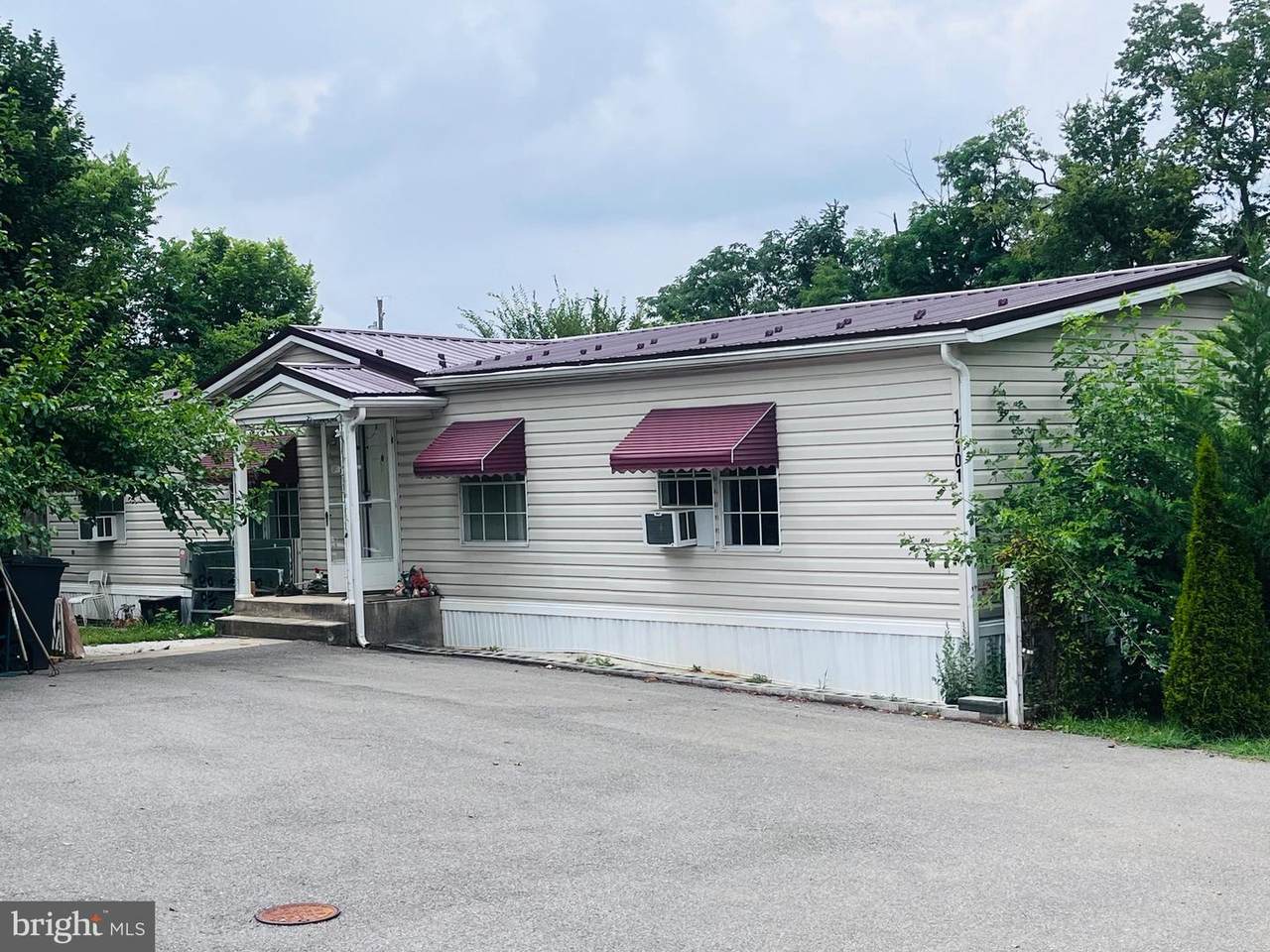 17101 Miner Avenue - Photo 1