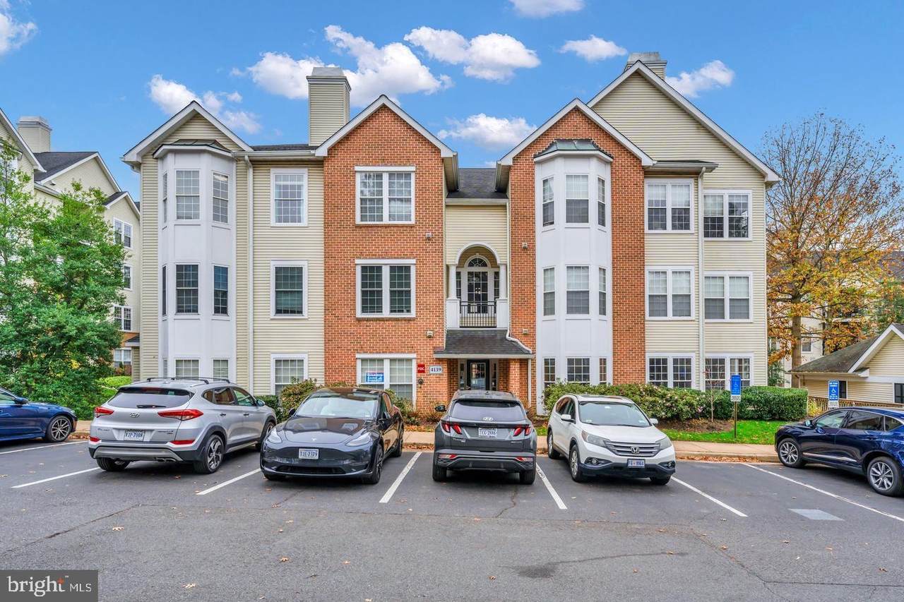 4139 Fountainside Lane - Photo 1