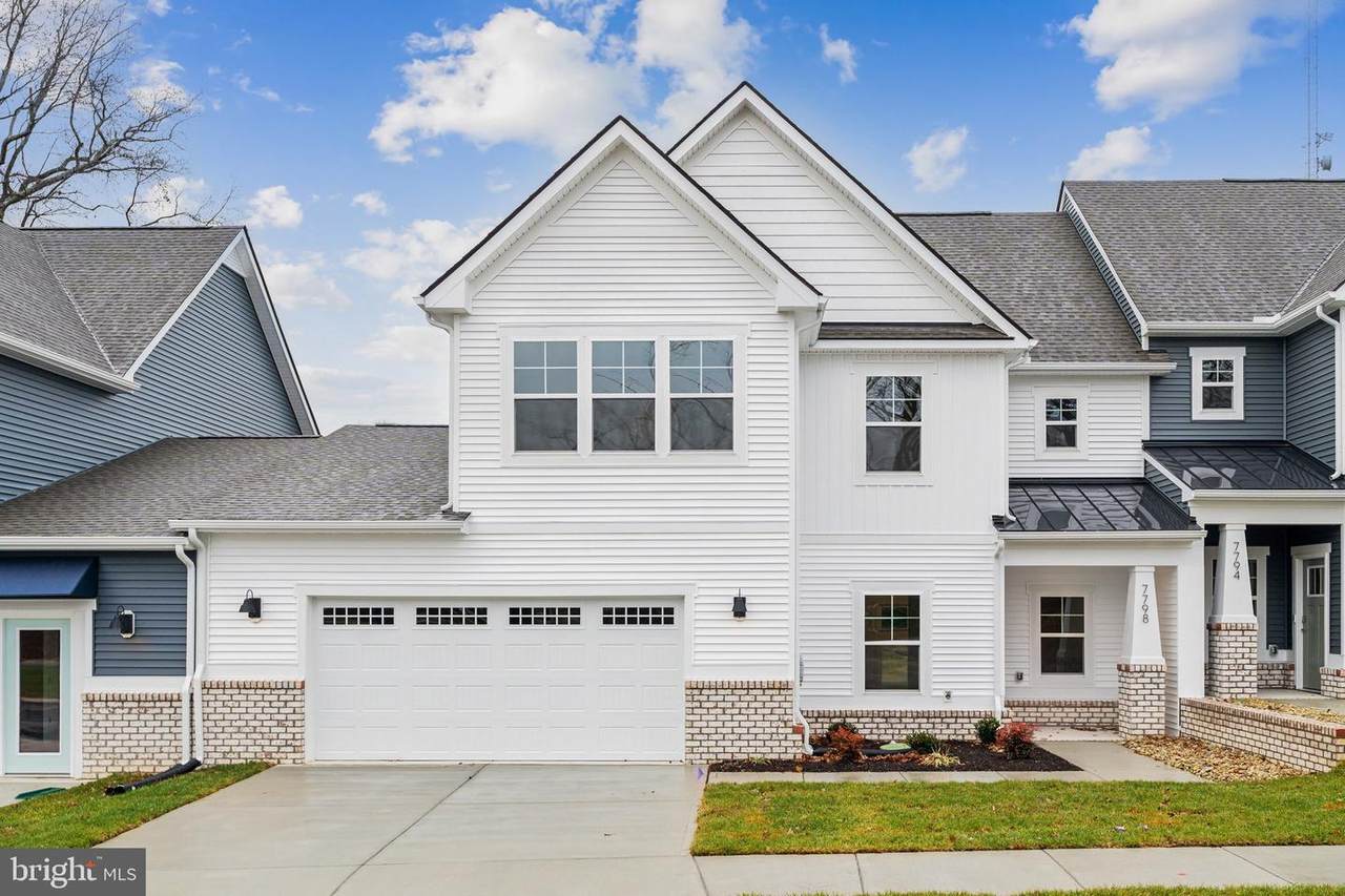 7683 Lloyd Terrace - Photo 1