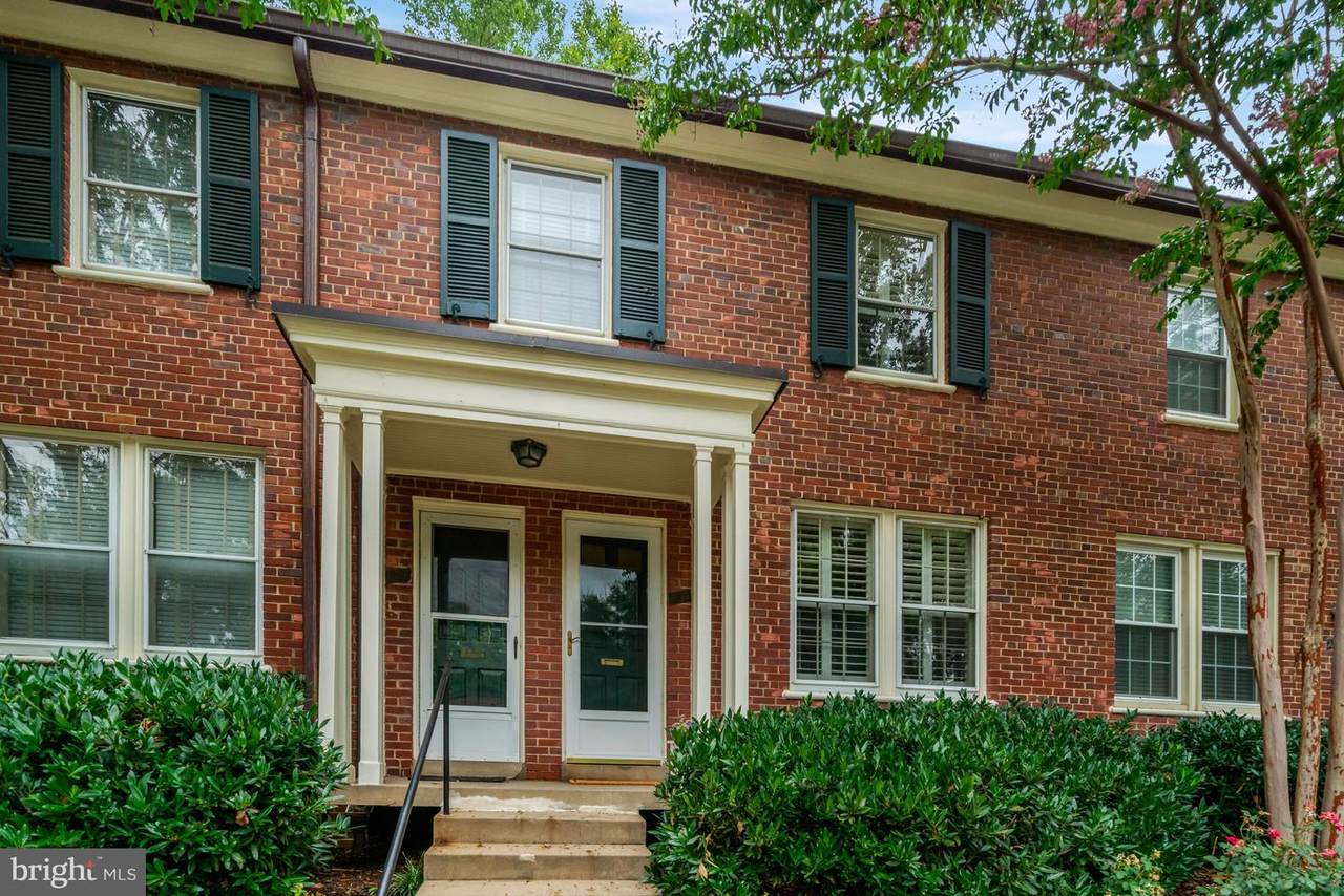 1030 Barton Street - Photo 1