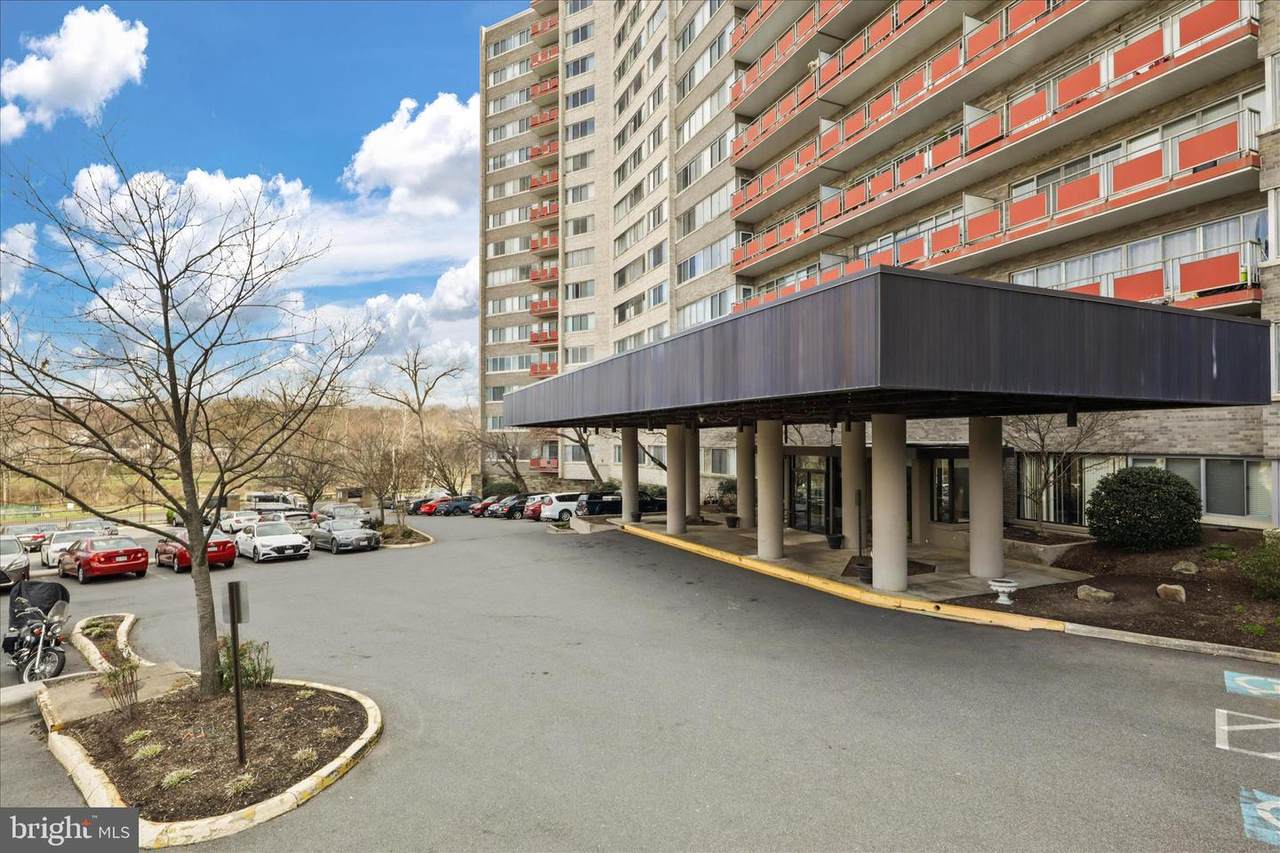 5340 Holmes Run Parkway - Photo 1