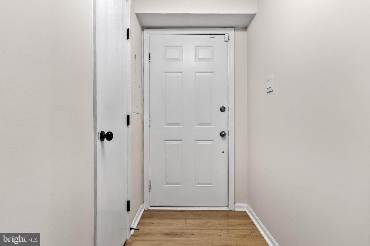 https://bt-photos.global.ssl.fastly.net/brightmls/1280_boomver_1_805127778040-2.jpg