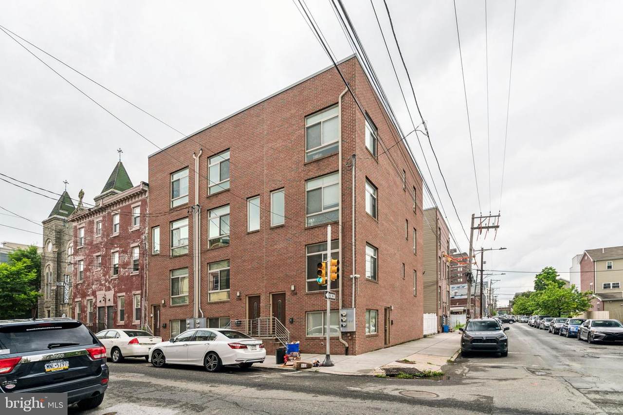 1238 6TH Street - Photo 1