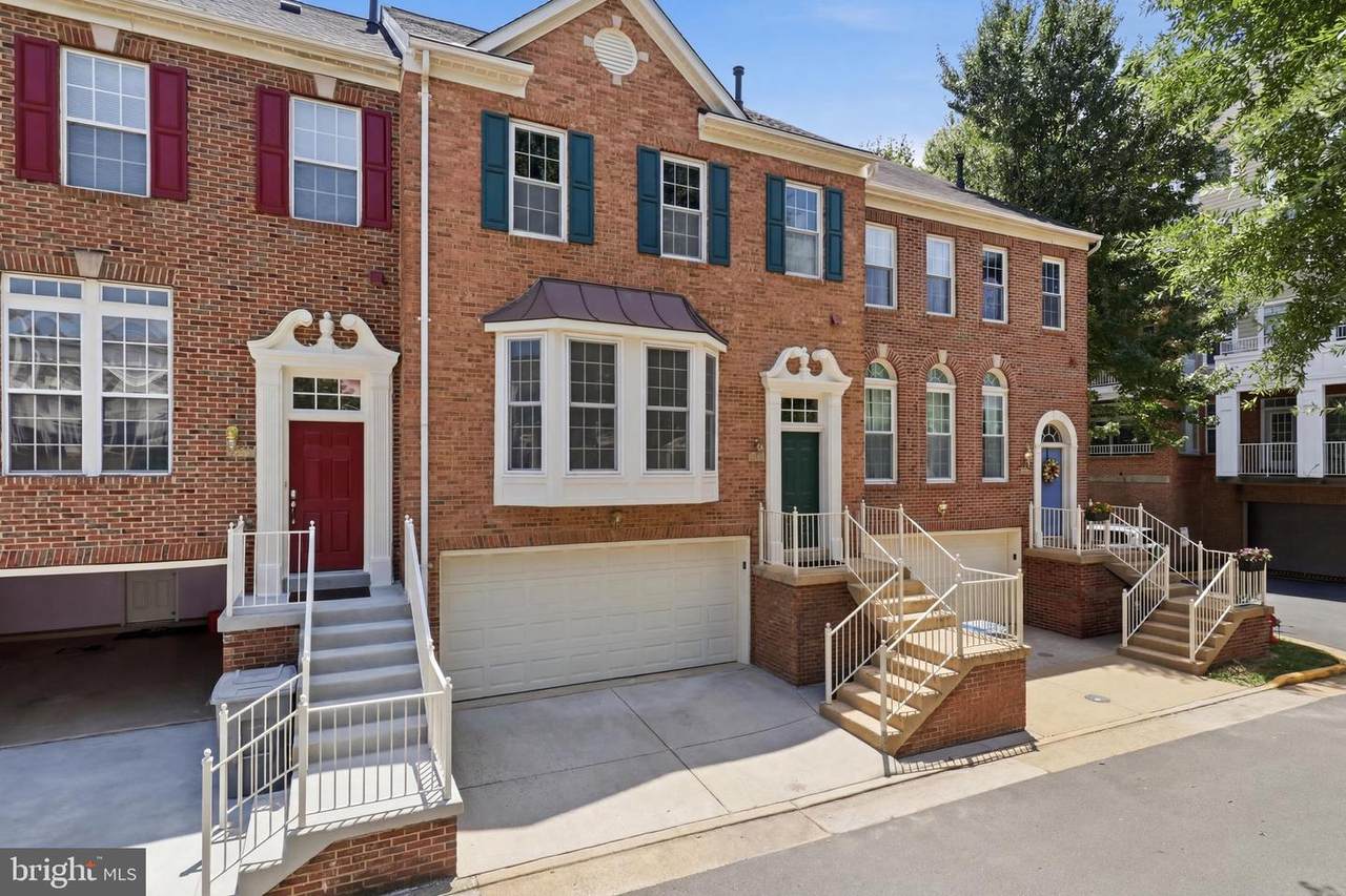 2769 Manhattan Place - Photo 1