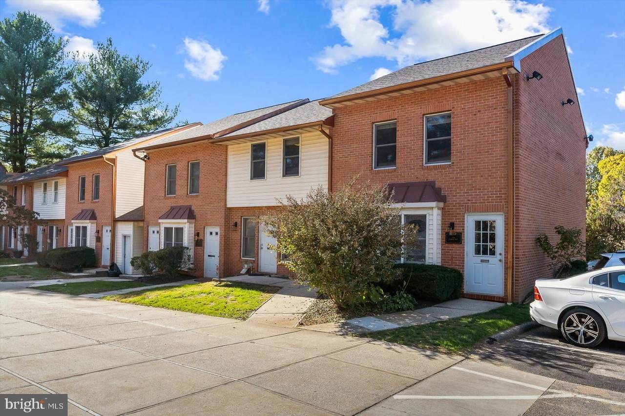 111 Warren Road - Photo 1