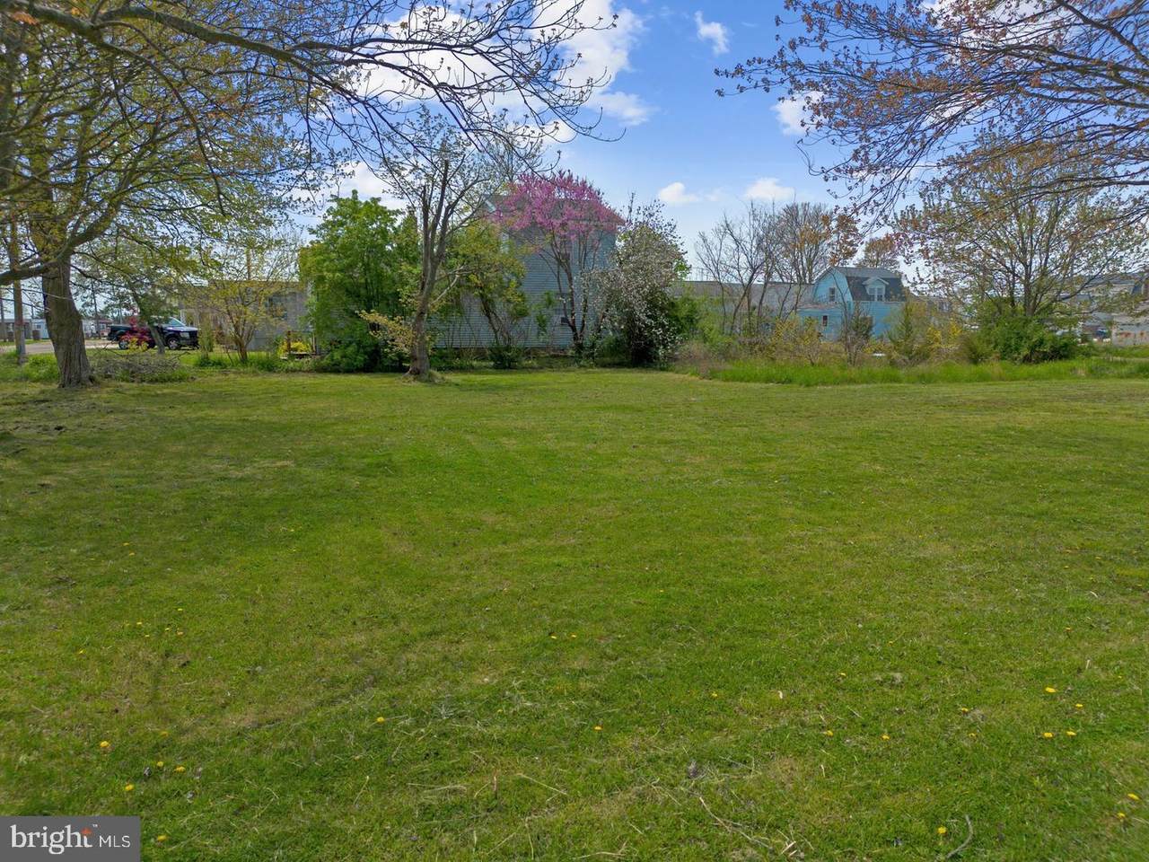 https://bt-photos.global.ssl.fastly.net/brightmls/1280_boomver_1_805129053890-2.jpg