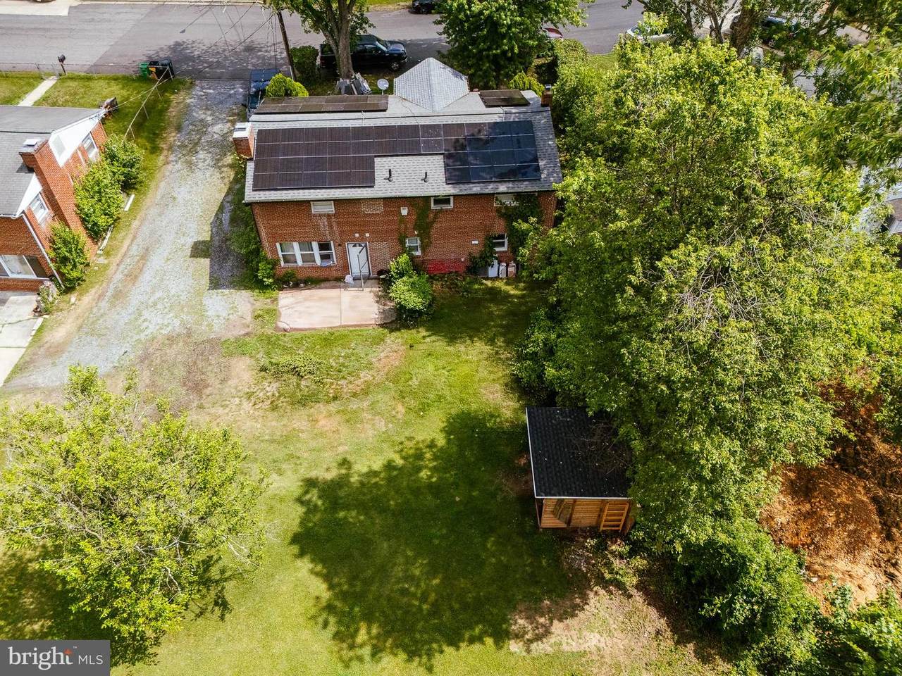 4413 Lakeview Drive - Photo 1