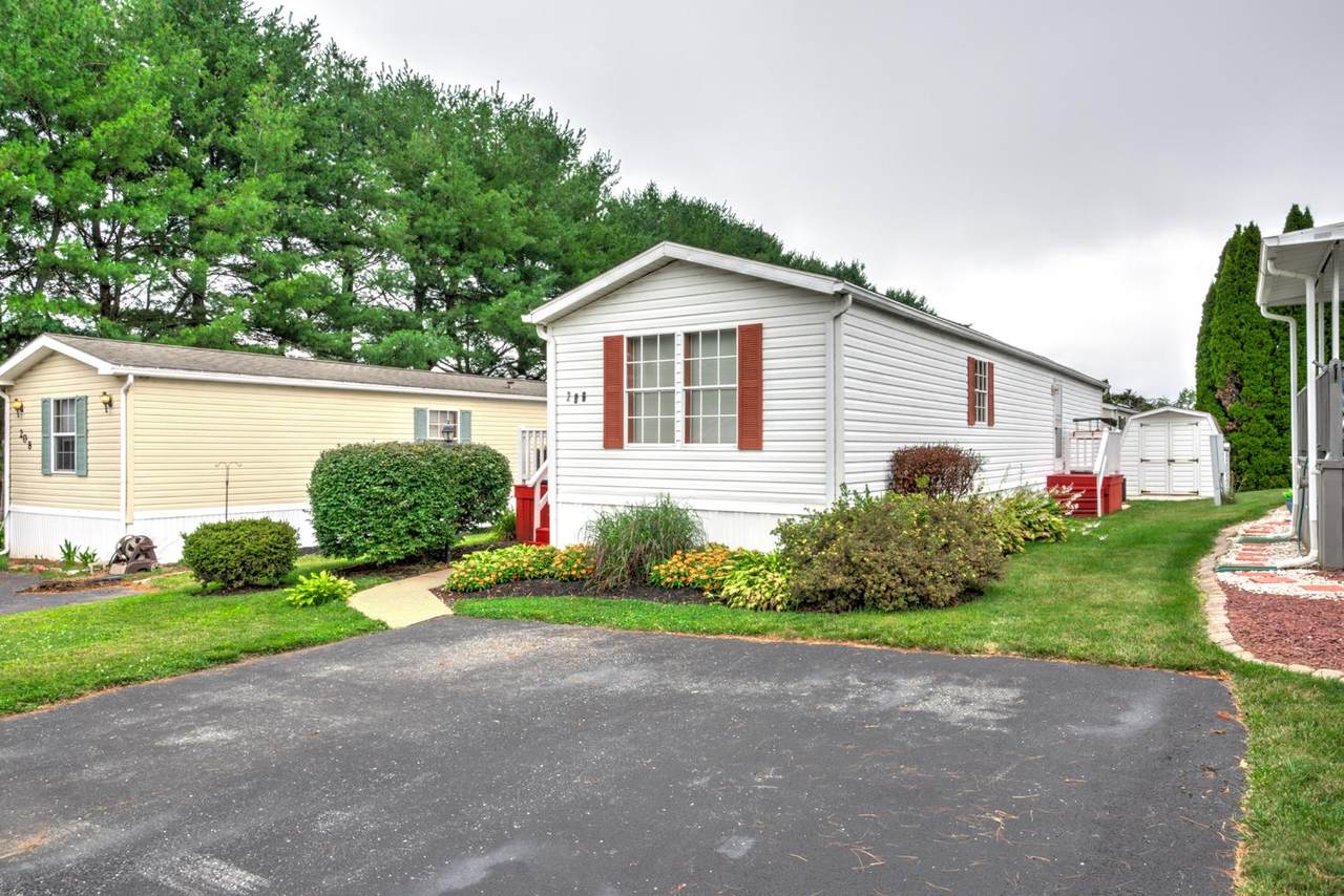 206 Saddleford Court - Photo 1