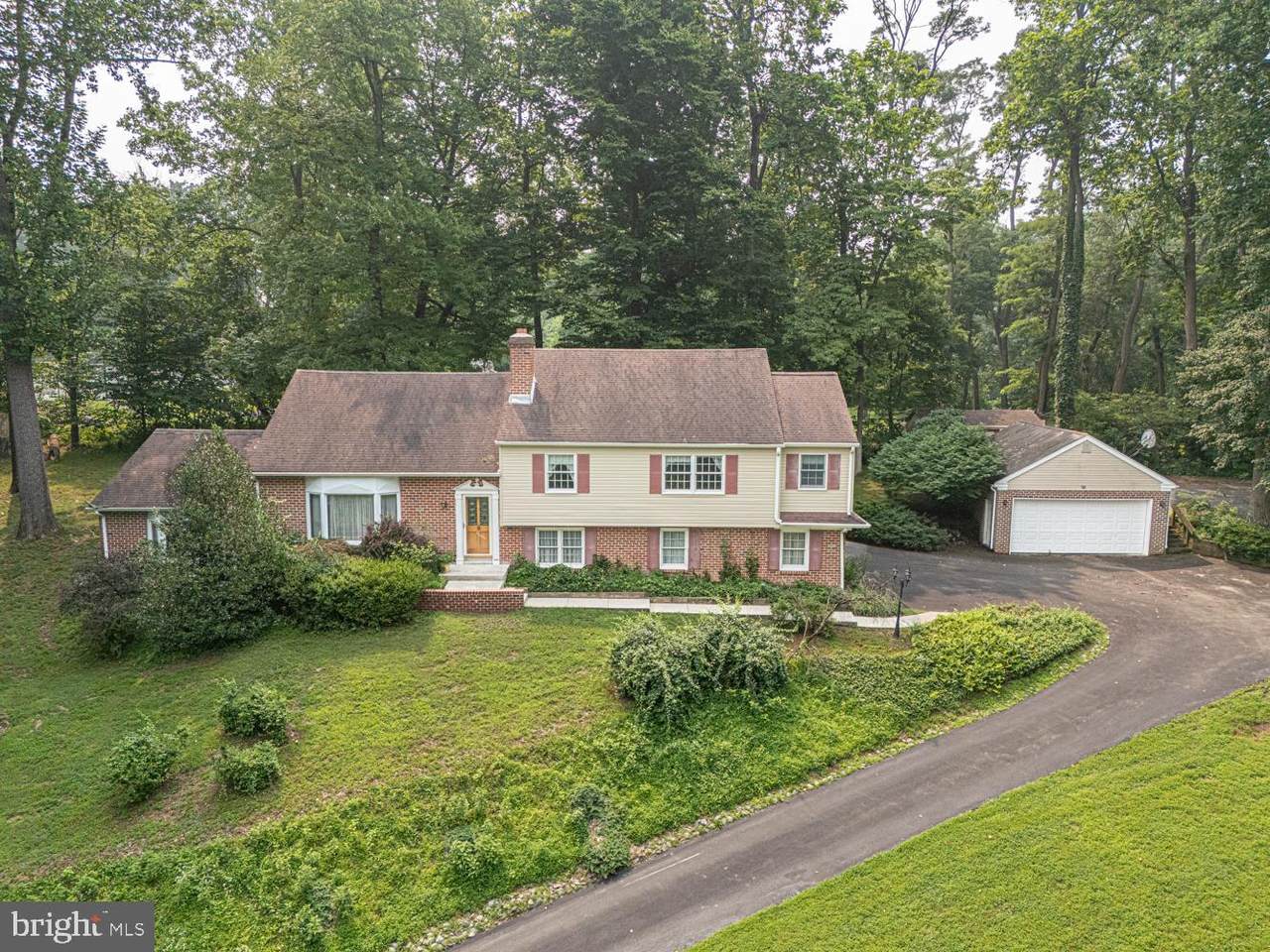 505 Cricket Lane - Photo 1