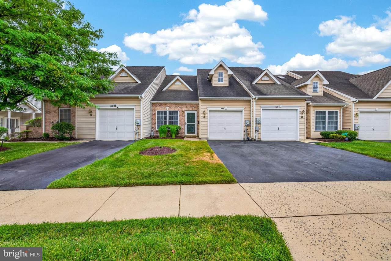 463 Sweetman Drive - Photo 1