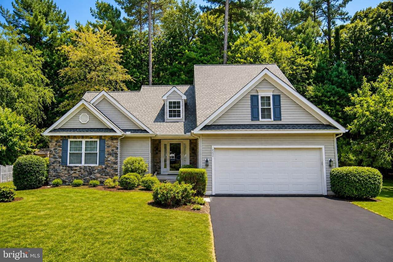 532 Cross Creek Court - Photo 1