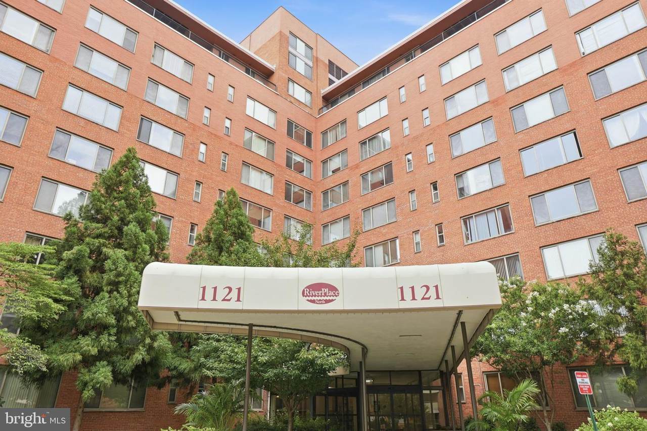 1121 Arlington Boulevard - Photo 1