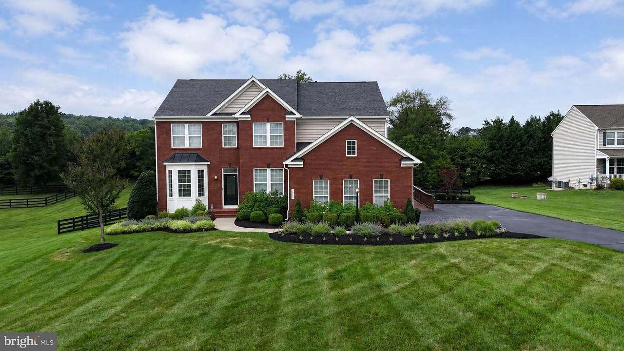 7054 Hi Rock Ridge Road - Photo 1