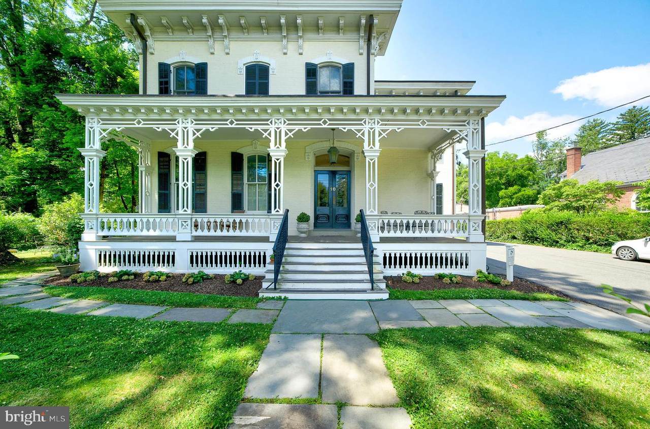 10 Bayard Lane - Photo 1