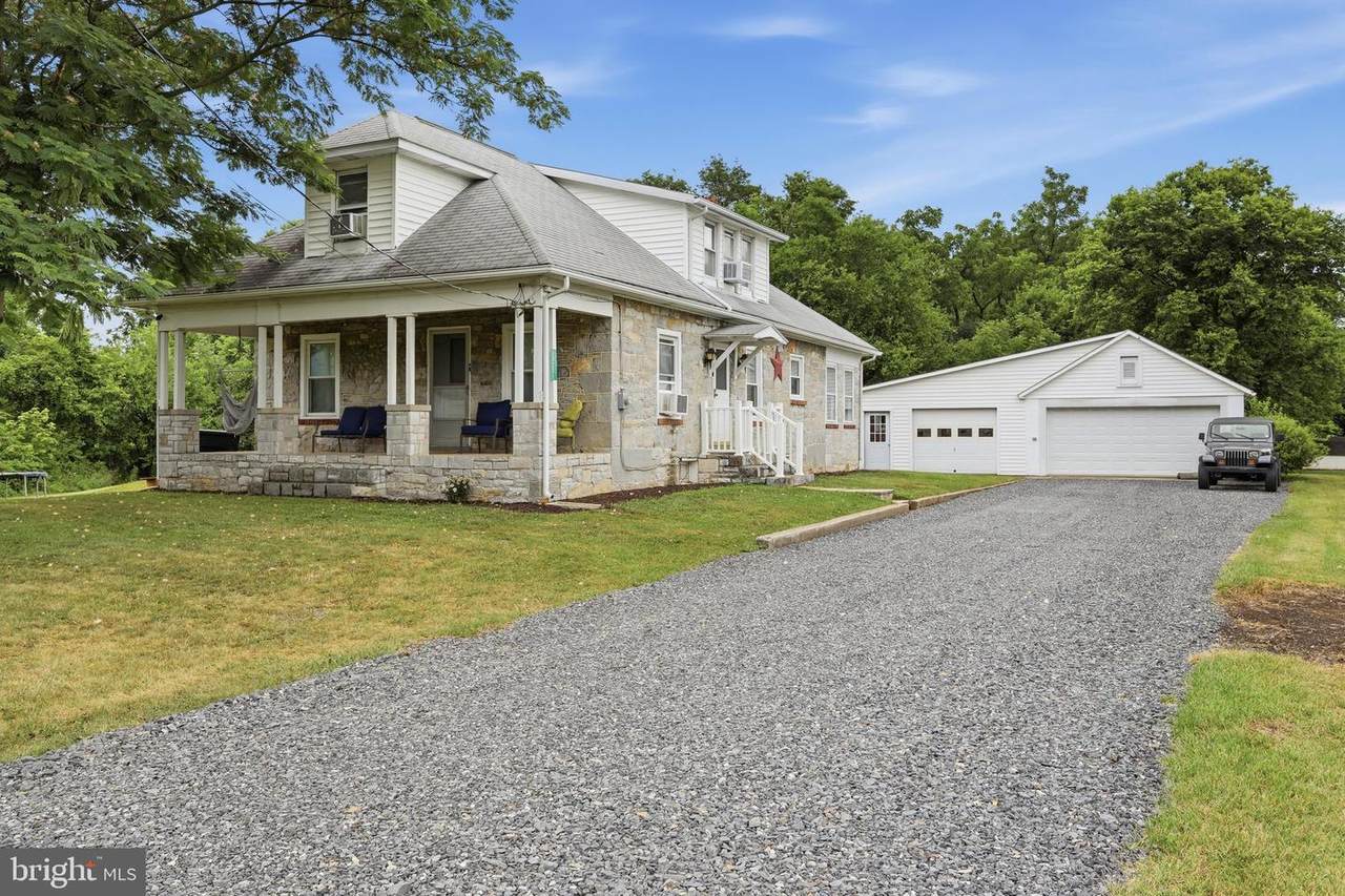 13201 Buchanan Trail West - Photo 1