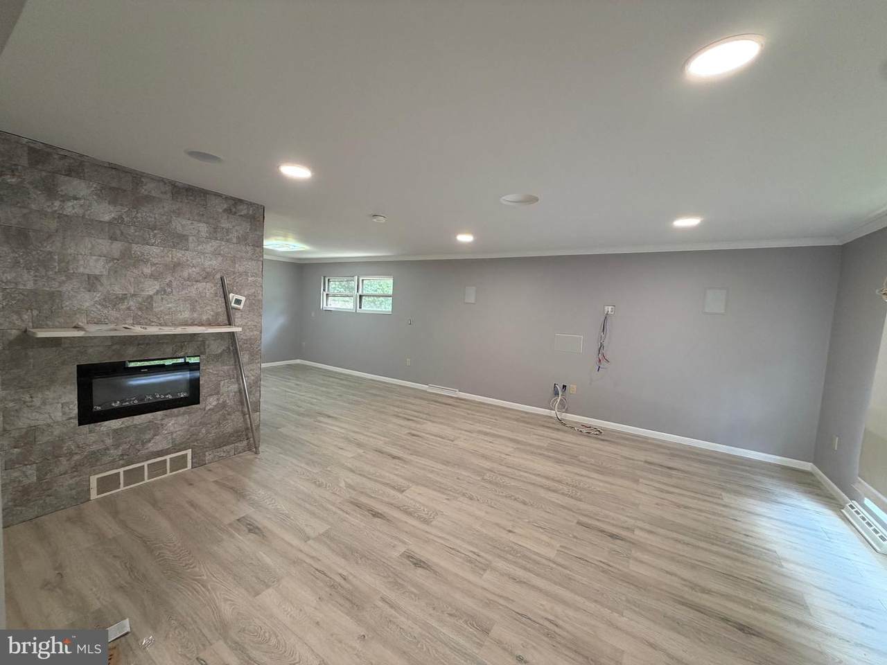 https://bt-photos.global.ssl.fastly.net/brightmls/1280_boomver_1_805140481524-2.jpg