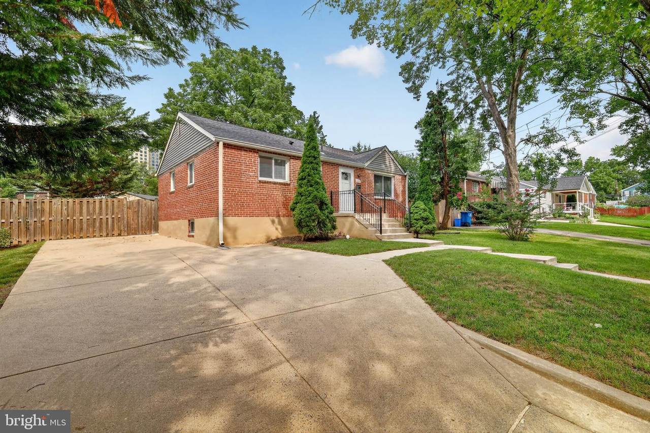 11102 Bucknell Drive - Photo 1