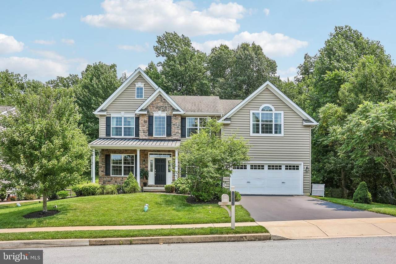 1012 Woodruff Road - Photo 1