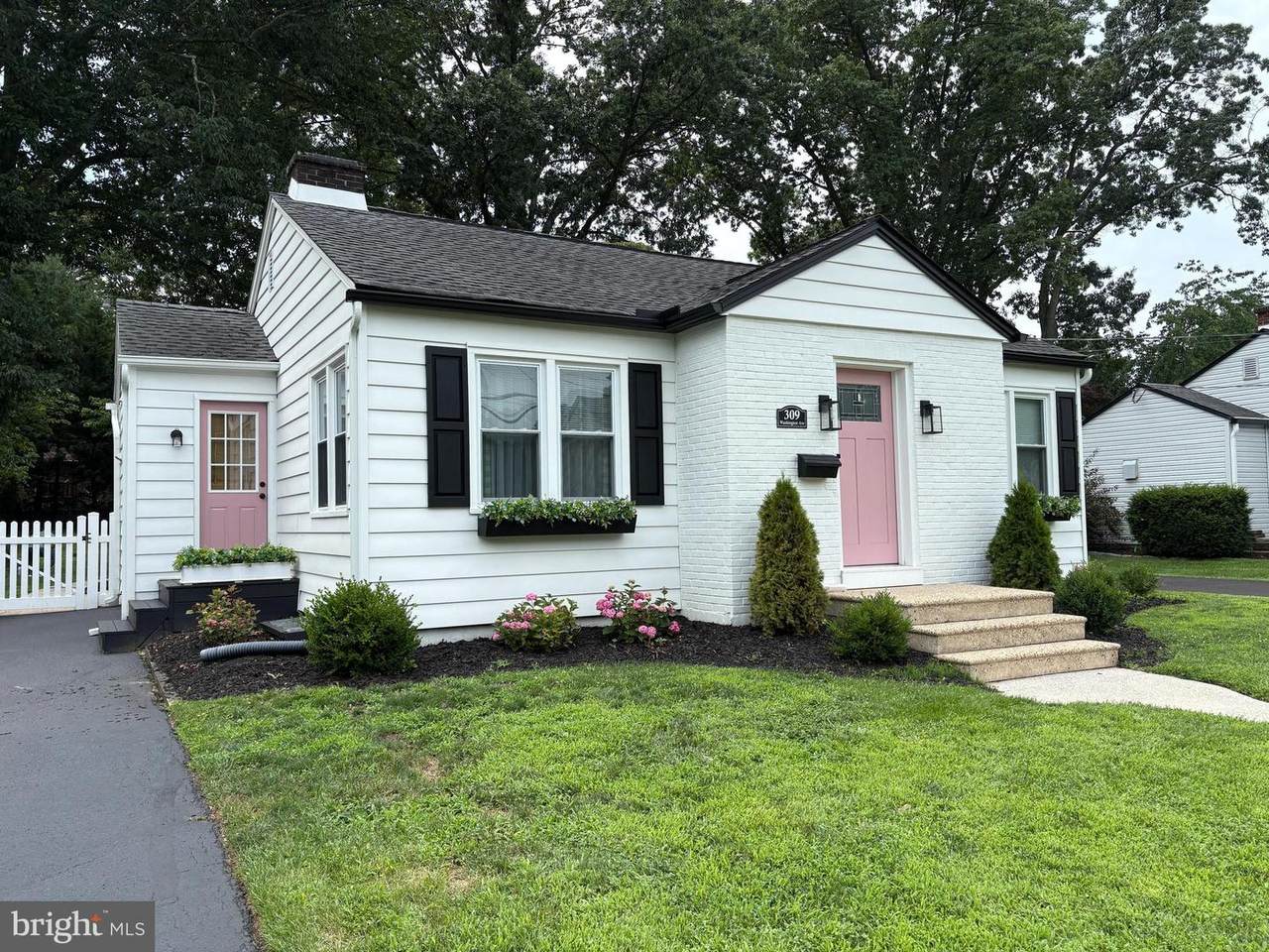 309 Washington Avenue - Photo 1