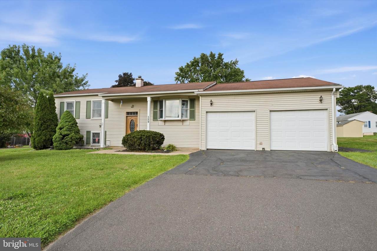 129 Green Street - Photo 1