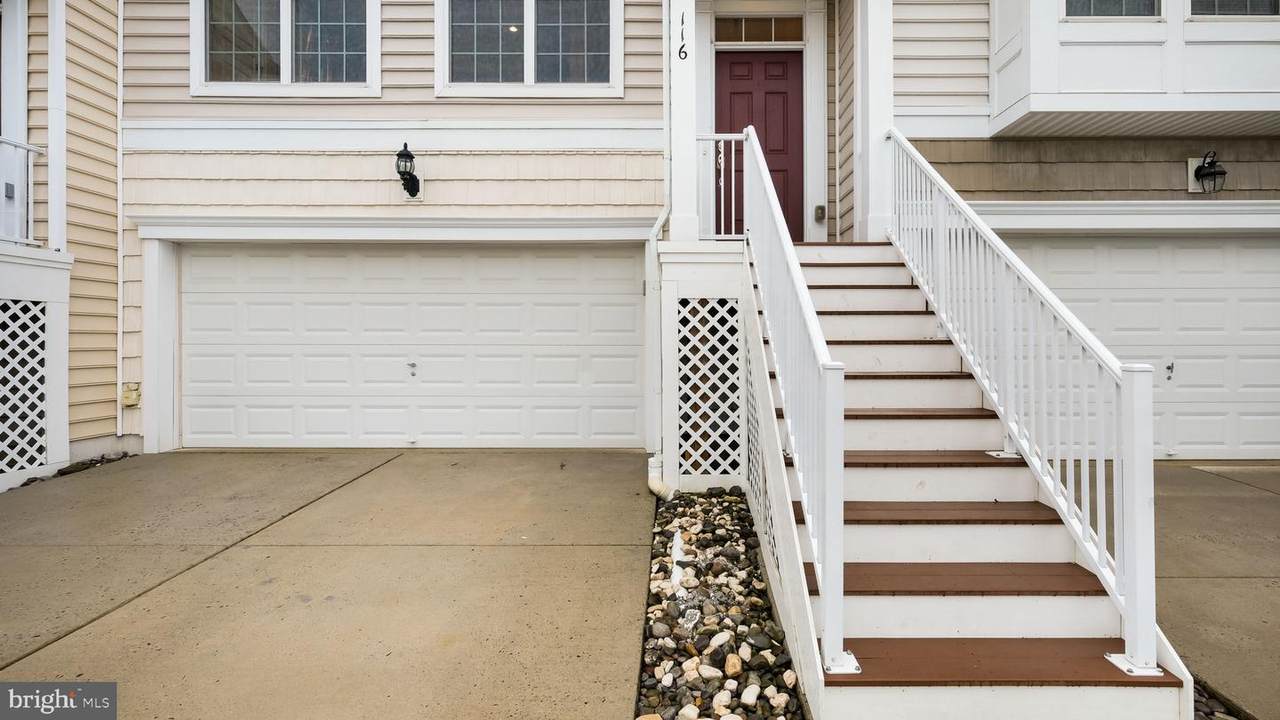https://bt-photos.global.ssl.fastly.net/brightmls/1280_boomver_1_805143920026-2.jpg