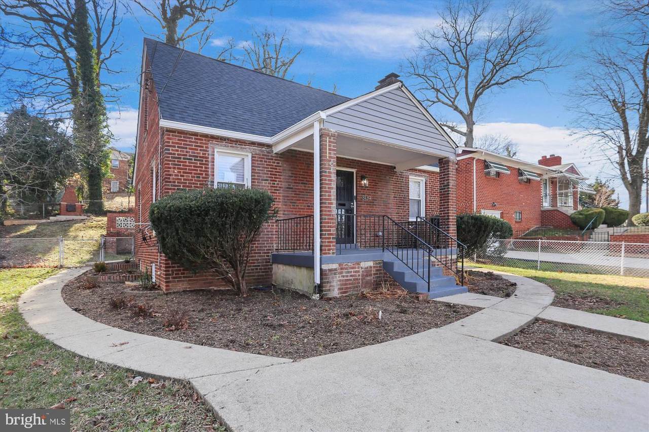 3139 M Street - Photo 1