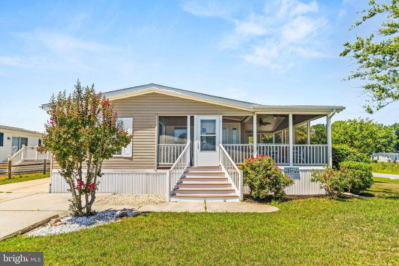 34863 Grommet Street - Photo 1