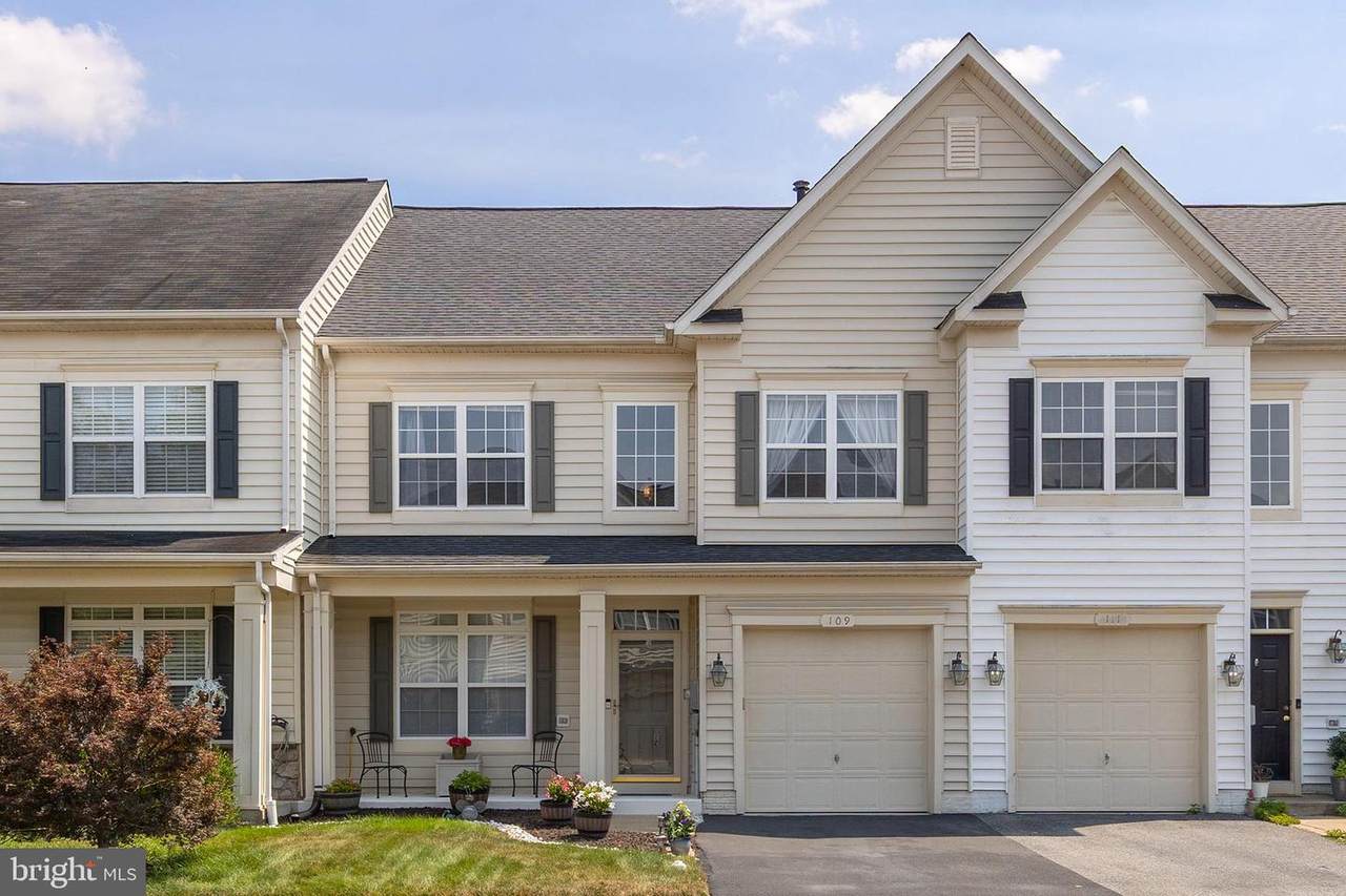 109 Quinton Oaks Circle - Photo 1