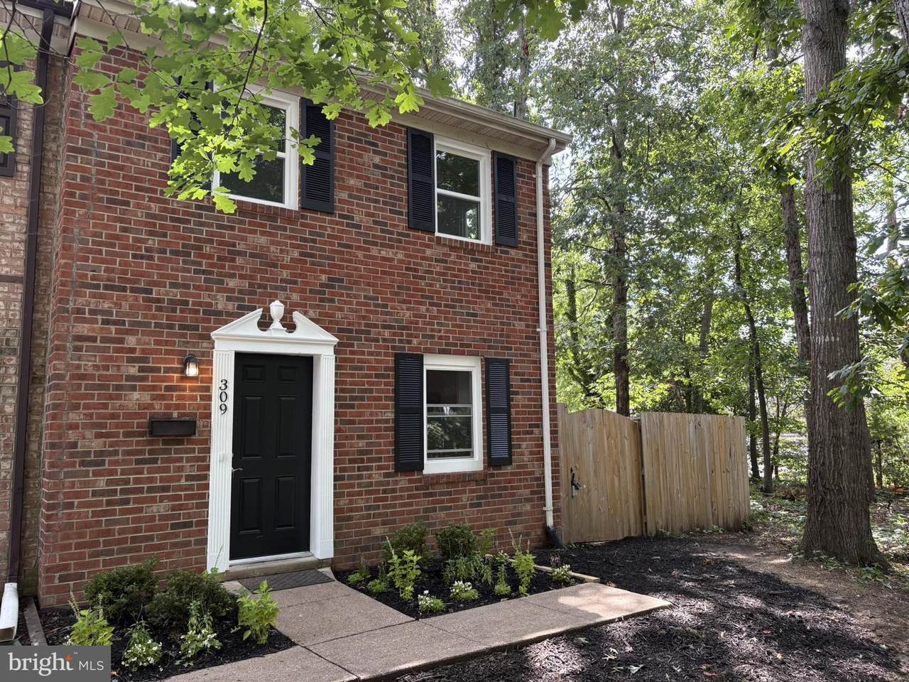 309 Olde Greenwich Dr. - Photo 1