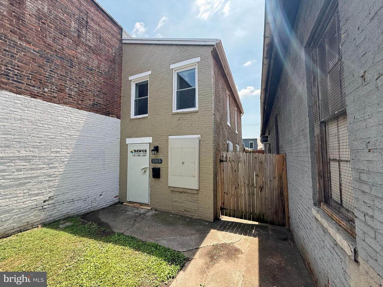 1303 Washington Boulevard - Photo 1