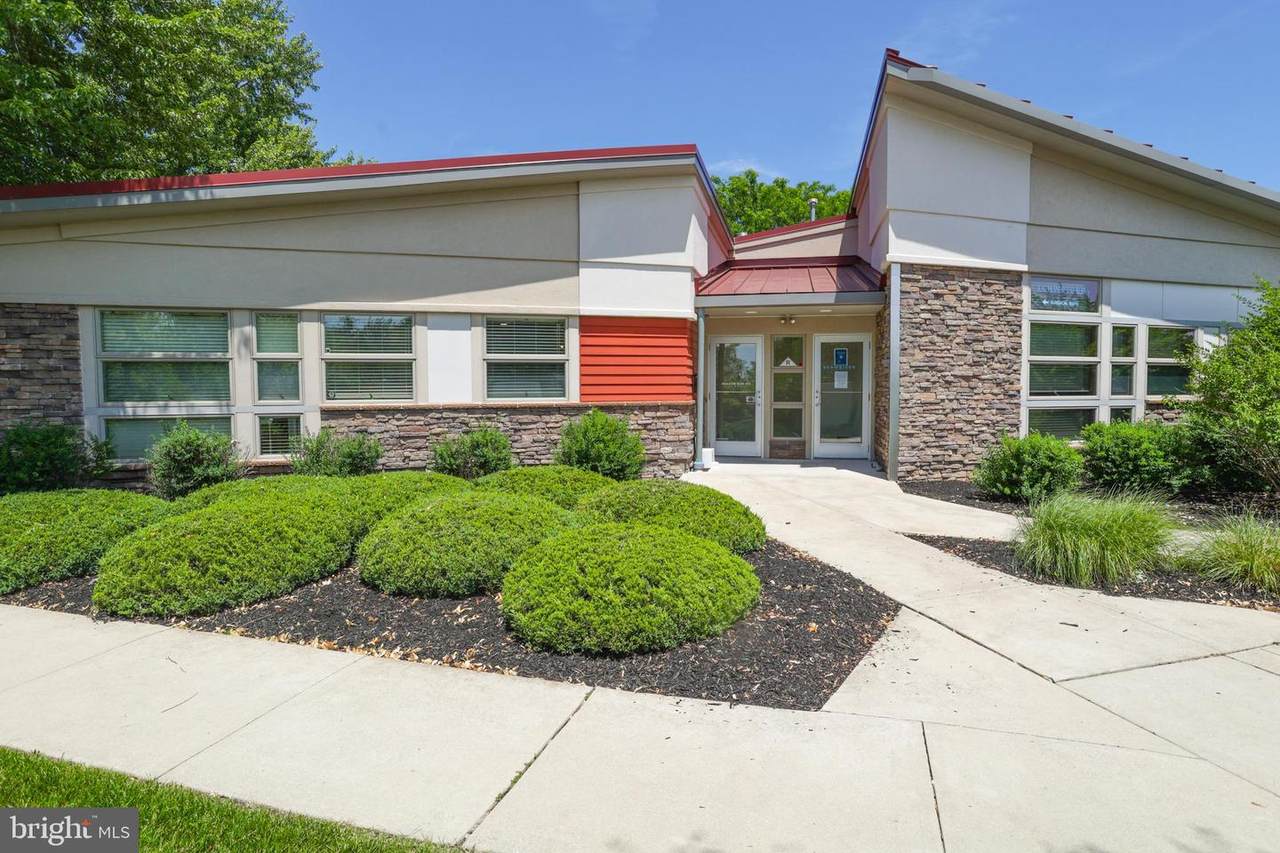 399 Front Street - Photo 1